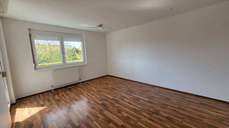 Sale Three bedroom apartment, Three bedroom apartment, Landstraße, Neu