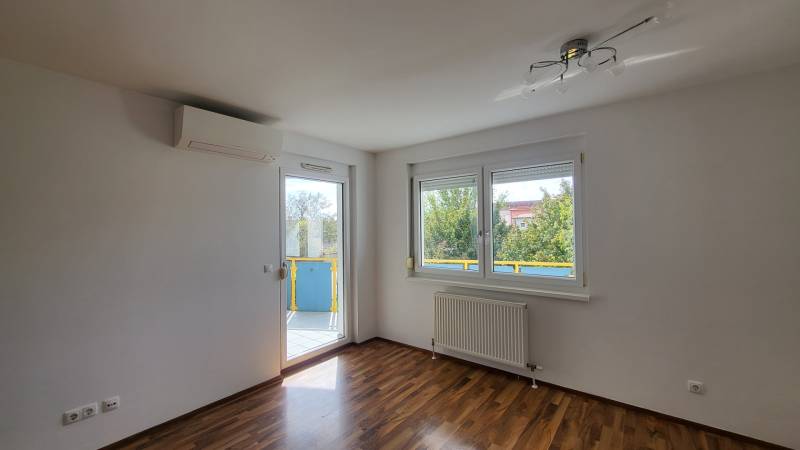 Sale Three bedroom apartment, Three bedroom apartment, Landstraße, Neu