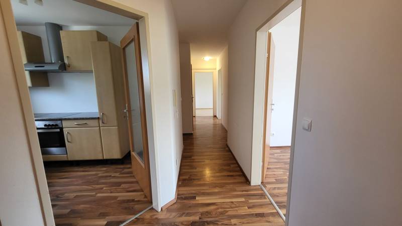 Sale Three bedroom apartment, Three bedroom apartment, Landstraße, Neu