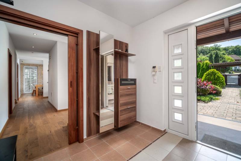 Sale Family house, Family house, Bruck an der Leitha, Austria