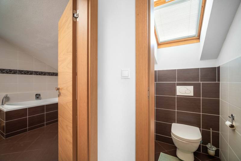 Sale Family house, Family house, Bruck an der Leitha, Austria