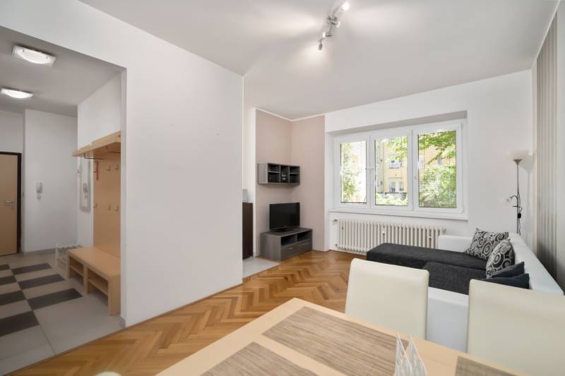 Sale Two bedroom apartment, Two bedroom apartment, Karadžičova, Bratis