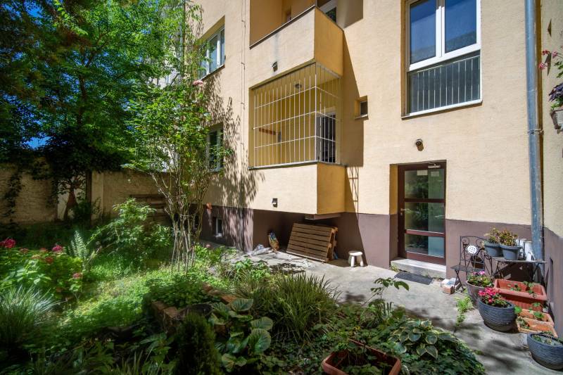 Sale Two bedroom apartment, Two bedroom apartment, Karadžičova, Bratis