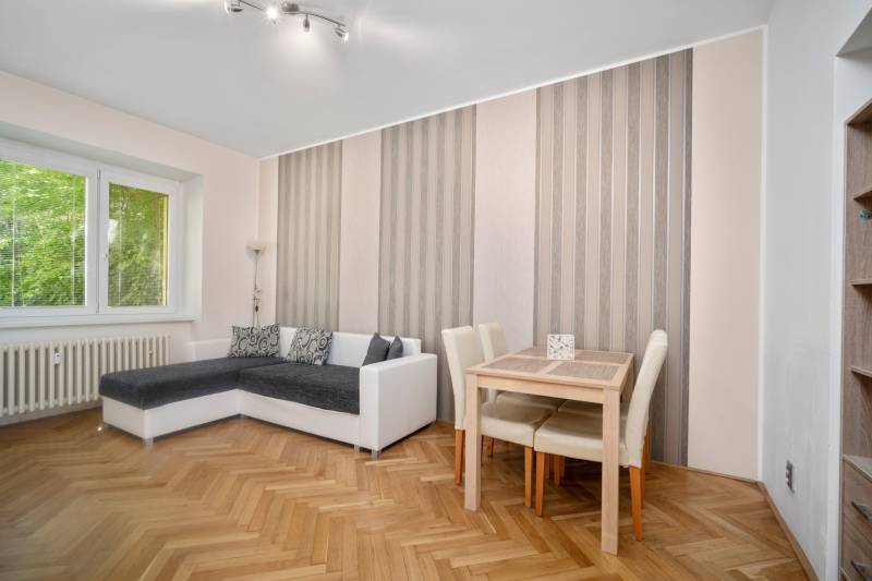 Sale Two bedroom apartment, Two bedroom apartment, Karadžičova, Bratis