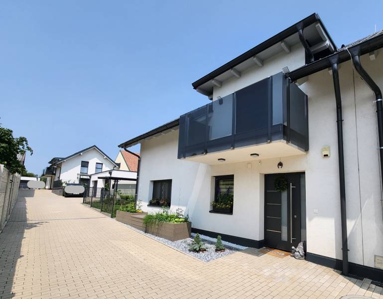 Sale Family house, Family house, Bruck an der Leitha, Austria