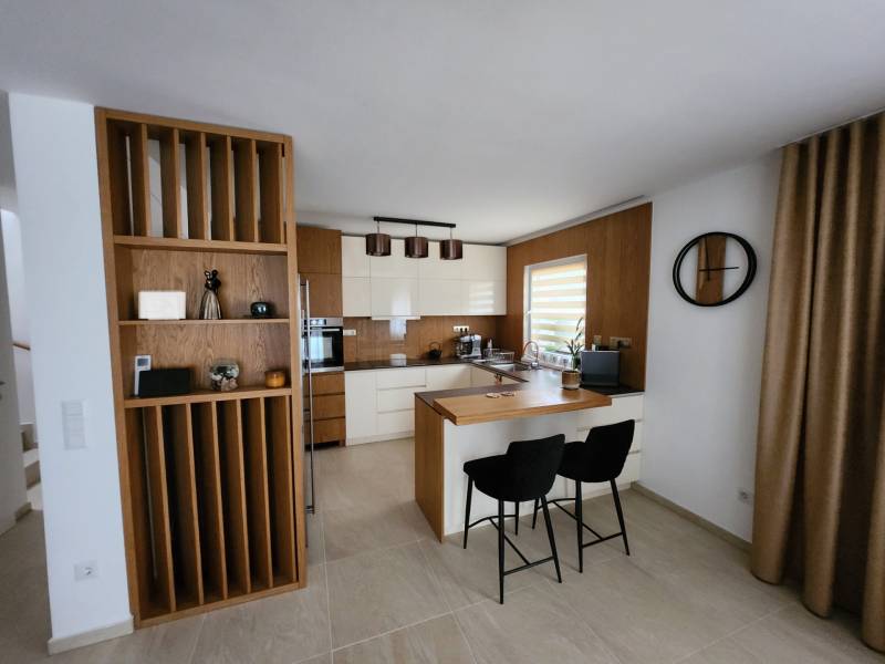 Sale Family house, Family house, Bruck an der Leitha, Austria