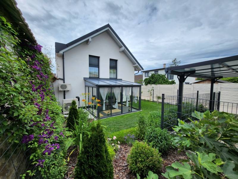 Sale Family house, Family house, Bruck an der Leitha, Austria