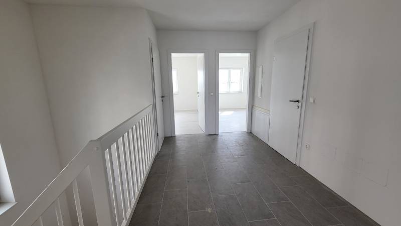 Rent Four+ bedroom apartment, Four+ bedroom apartment, Neusiedl am See