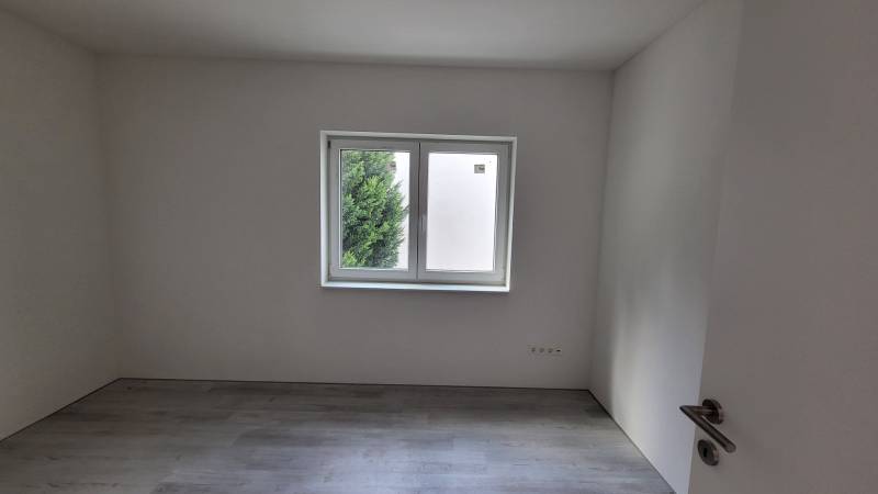 Rent Four+ bedroom apartment, Four+ bedroom apartment, Neusiedl am See