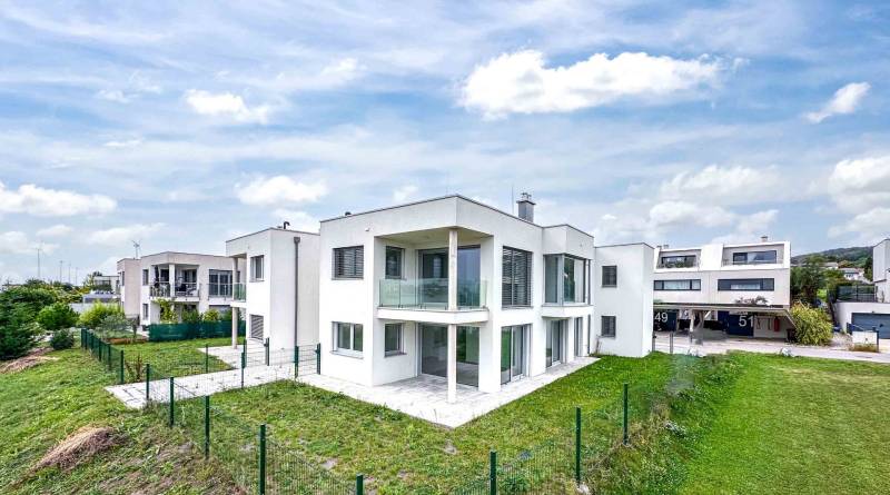 Sale Three bedroom apartment, Three bedroom apartment, Neusiedl am See