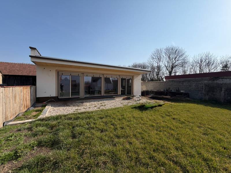 Sale Family house, Family house, Bruck an der Leitha, Austria